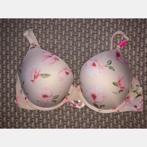 Victoria’s Secret Pink Push Up Bra